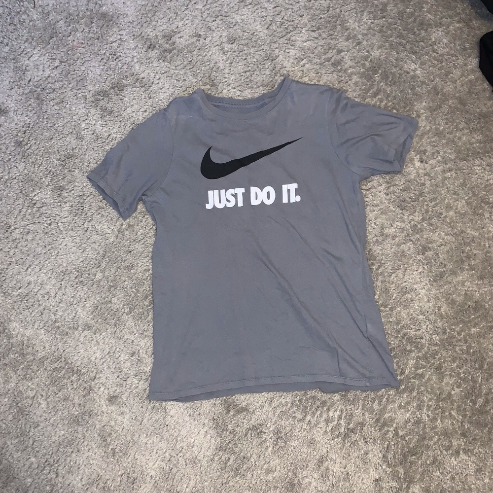 Nike Short Sleeve